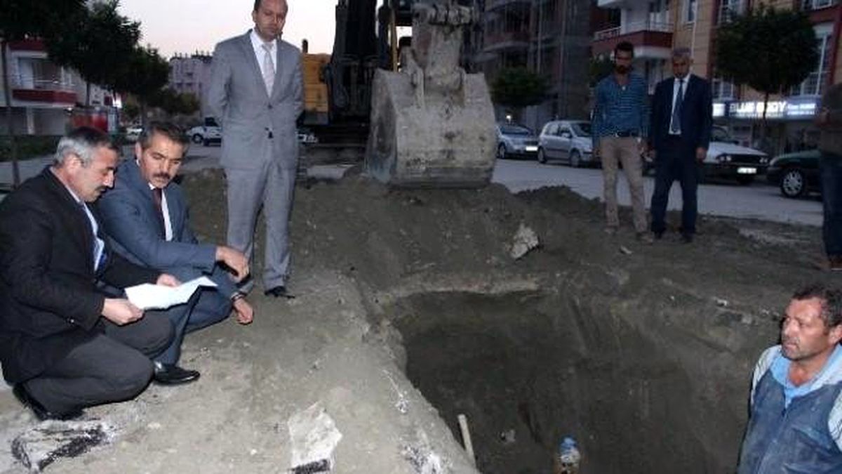 Turhal\'da Yağmur Suyu Hattı Yenileniyor