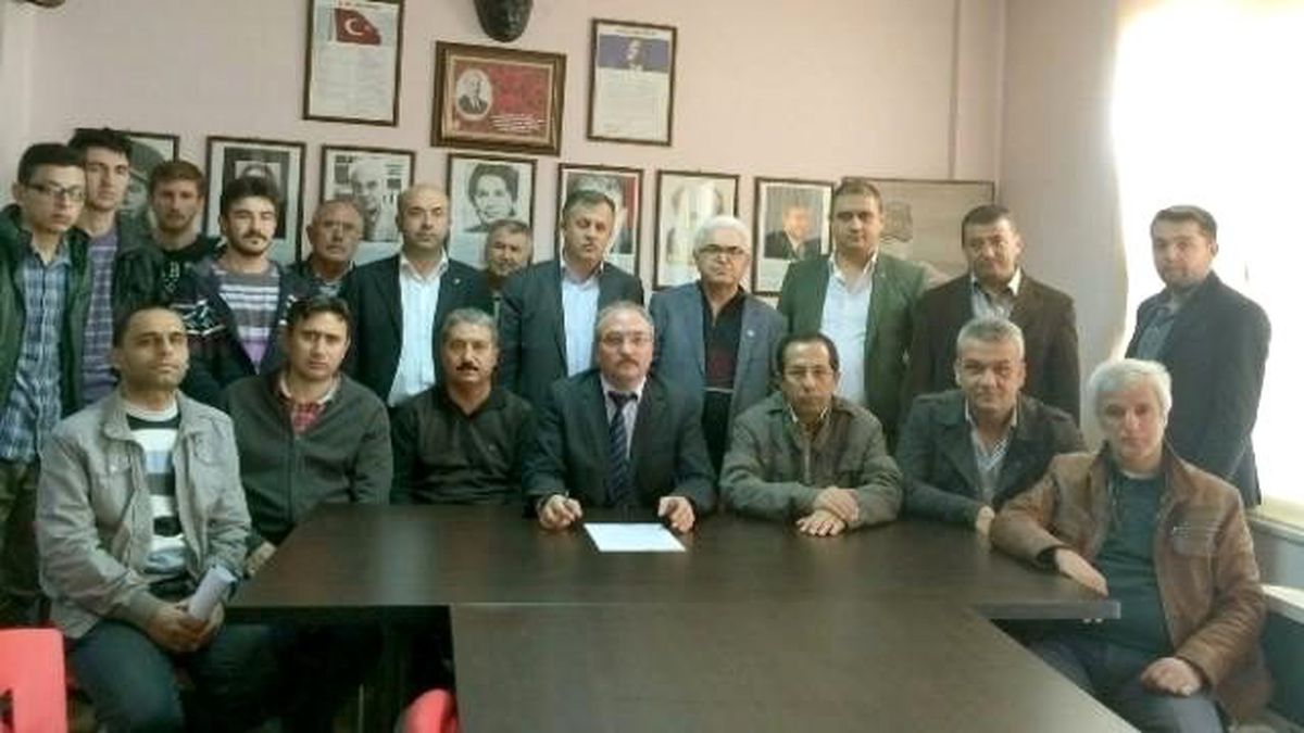 Uşak\'ta 15 Sivil Toplum Örgütü Rektör Çelik\'i İstifaya Davet Etti