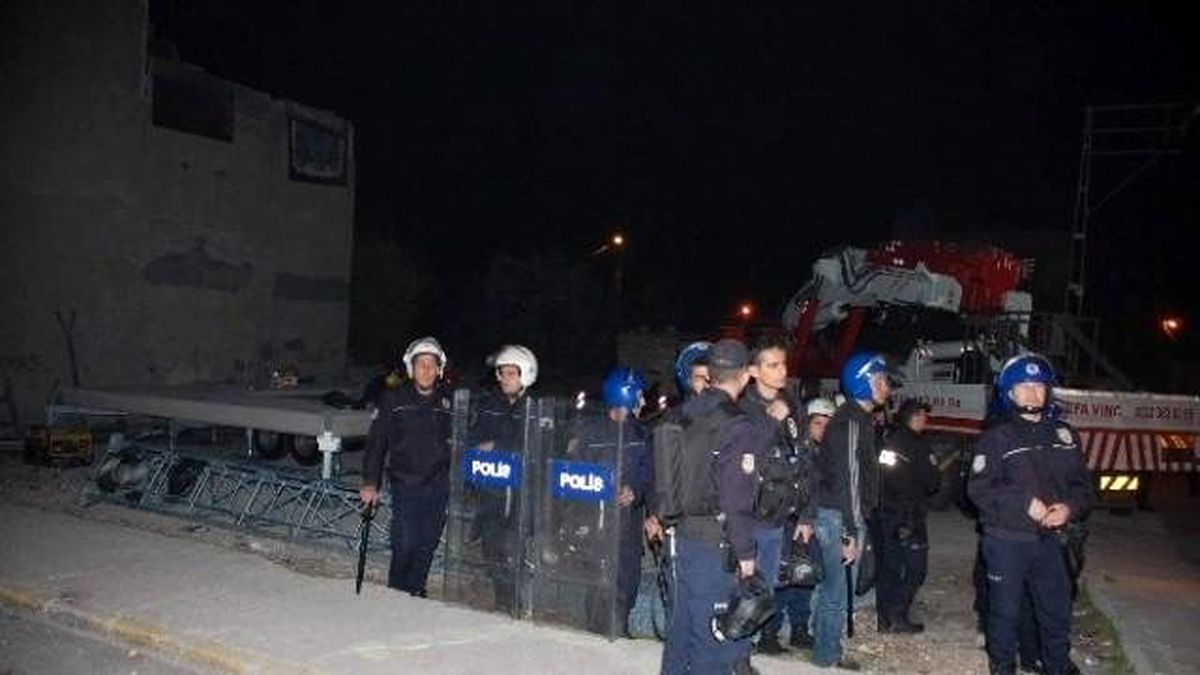 Adıyaman\'da Baz İstasyonu Gerginliği