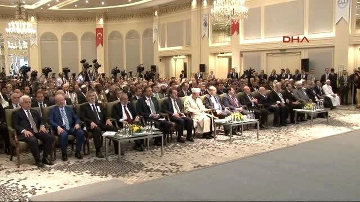 Akdoğan: Türbelere Saldıranla; Mescid-İ Aksa\'yı Basan Ruh İkizi