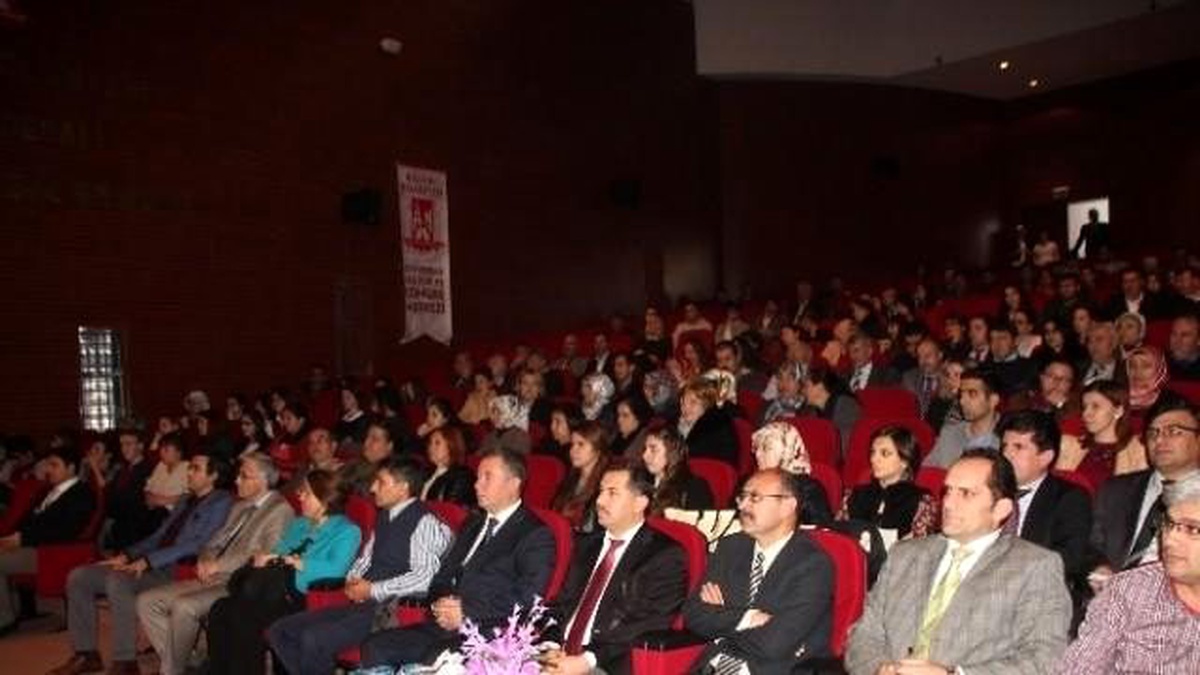 Bilecik Proje Üretiyor" Tübitak Bilimsel Proje Danışmanlığı Eğim Sertifika Töreni Yapıldı