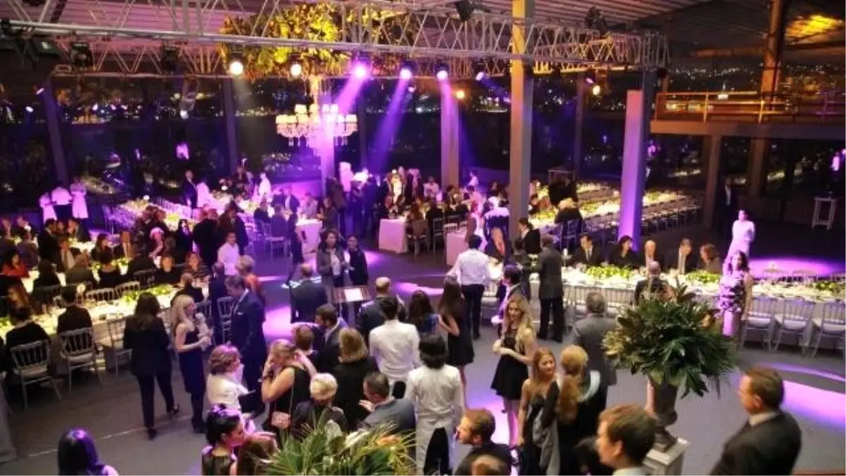 Contemporary Istanbul Gala Yemeği İçin İstanbul\'da Buluştu!