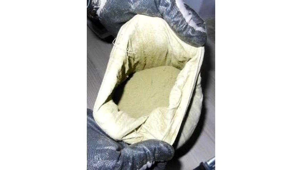 Elazığ\'da Bir Kadının Çantasından 4 Kilo Esrar Çıktı