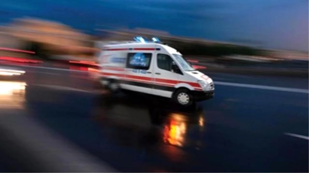 Elazığ\'da Trafik Kazası: 2 Ölü, 3 Yaralı