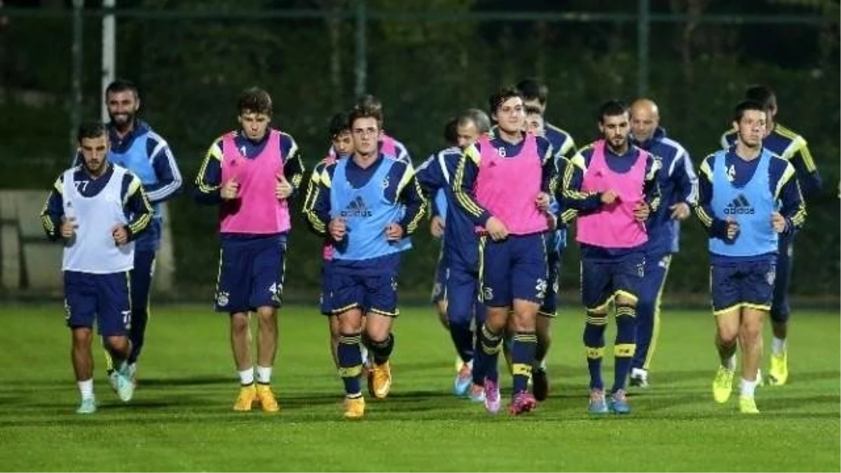 Fenerbahçe, Bursaspor Maçına Hazırlanıyor