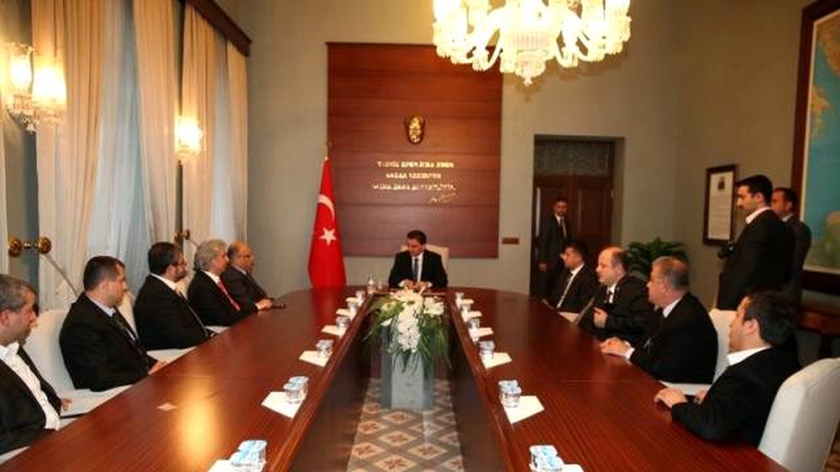 İşadamlarından Vali Topaca\'ya Ziyaret
