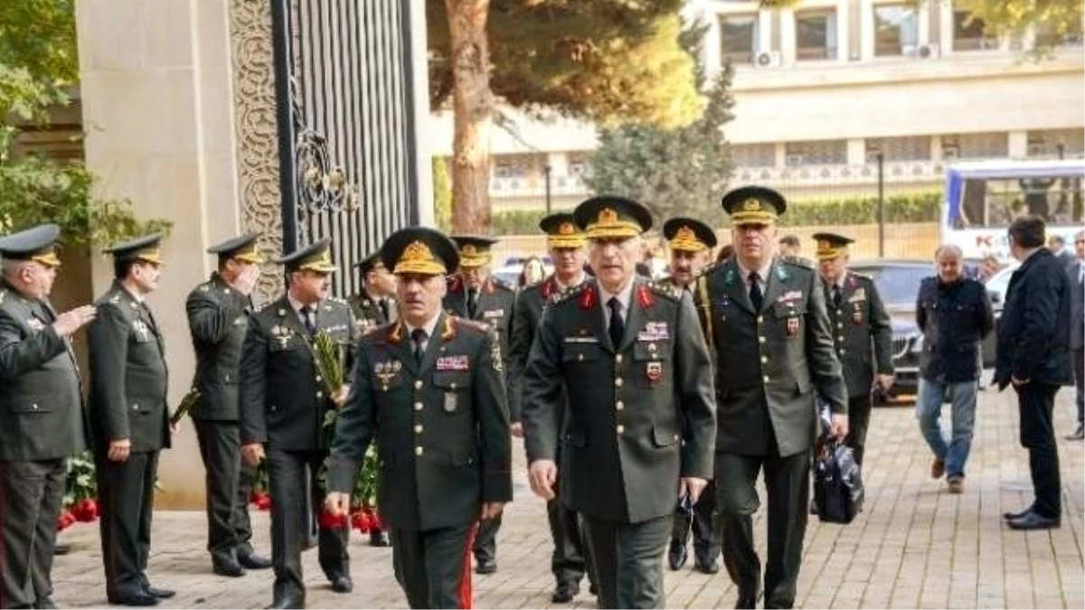 Jandarma Genel Komutanı Orgeneral Abdullah Atay Azerbaycan\'da