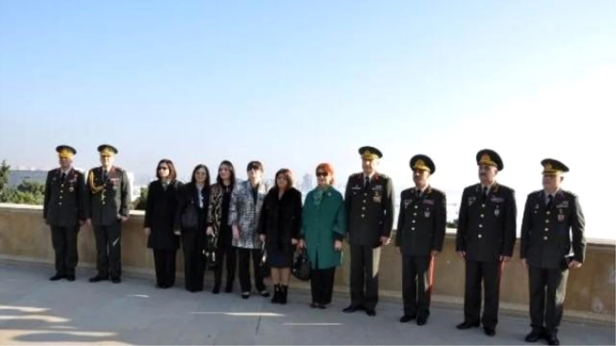 Jandarma Genel Komutanı Orgeneral Atay Azerbaycan\'da