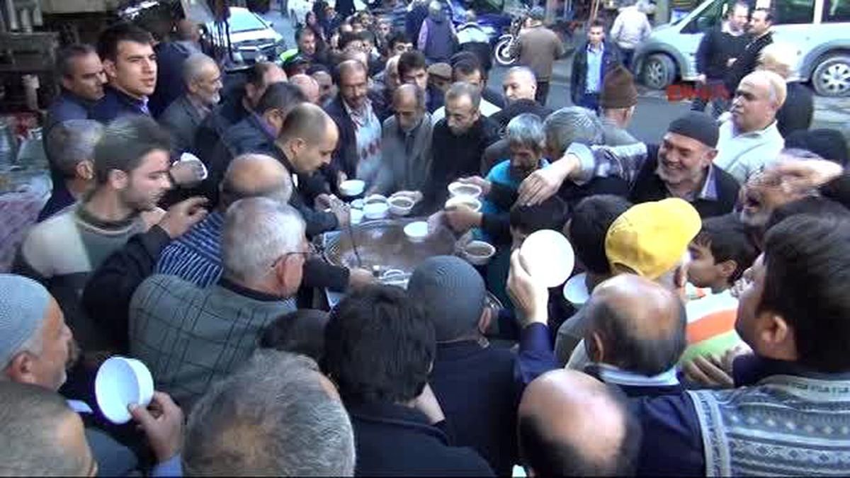 Kahramanmaraş\'ta Aşure İzdihamı