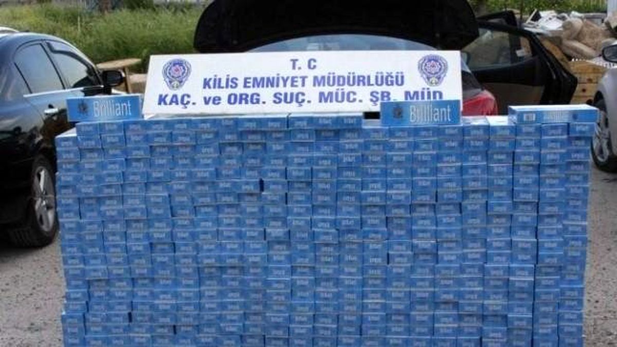 Kilis\'te 2 Bin 740 Paket Kaçak Sigara Ele Geçirildi