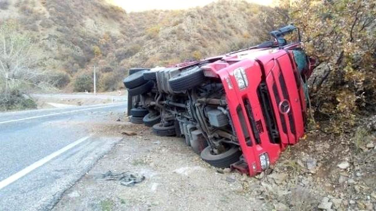Tunceli\'de Trafik Kazası: 3 Yaralı