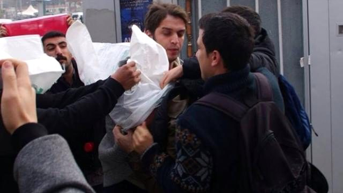 ABD Askerinin Başına Çuval Geçiren 12 Tgb\'li Serbest Bırakıldı