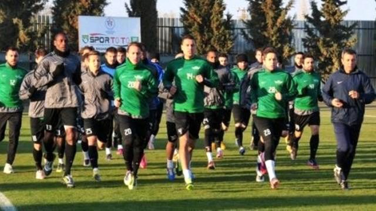 Akhisar Belediysepor 8 Eksikle Çalışıyor