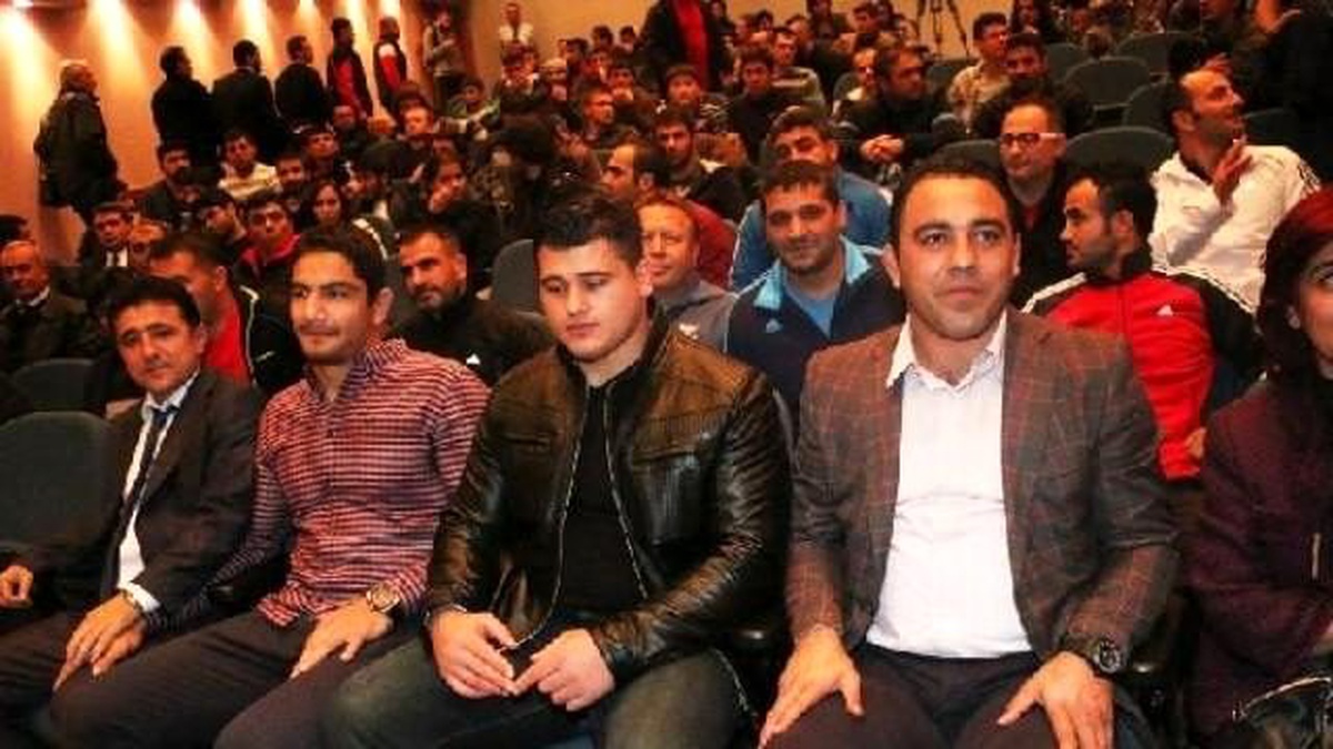 Asrın Güreşçisi ve Dünyanın En İyi Güreşçileri, Odtülü Gençlerle Buluştu