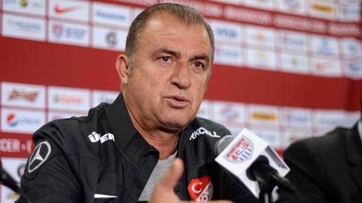 Fatih Terim\'i Hollywood Yıldızına Benzettiler