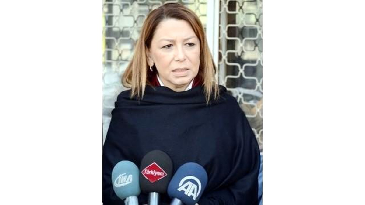 Çalık, \'Kobani ile Dayanışma Çadırı\'nı Ziyaret Etti