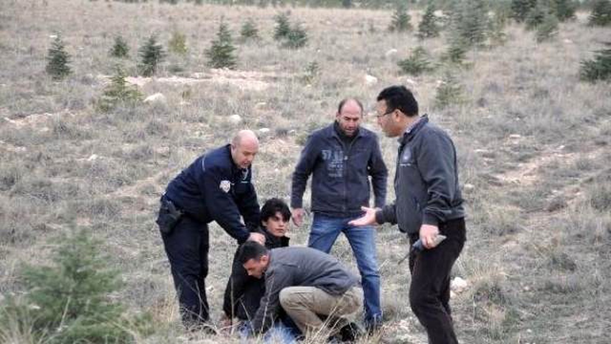 Dolandırıcılara Kaptırdığı Altınları Polis Buldu