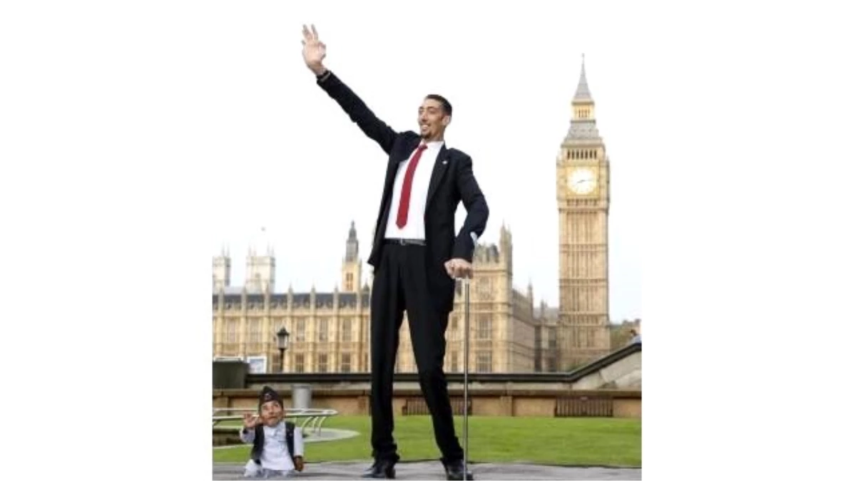 Dünyanın En Uzun Boylu Adamı Londra\'da