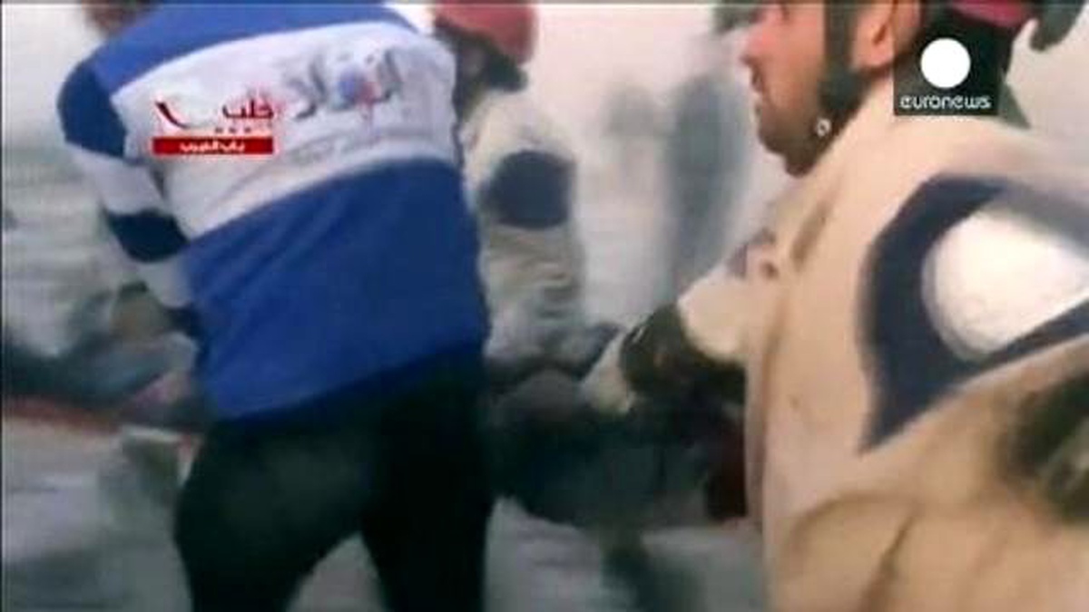 Esad Güçleri Halep\'e Varil Bombası Yağdırdı