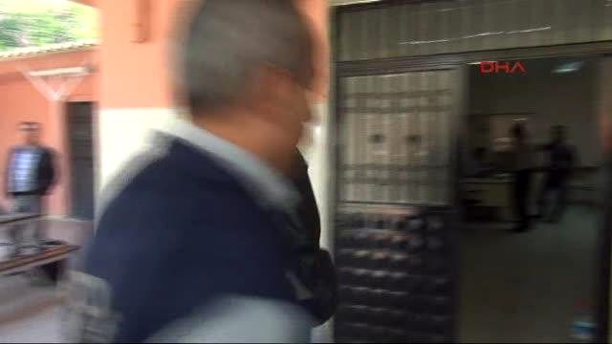 Kırmızı Işıkta Masturbasyon İddiası