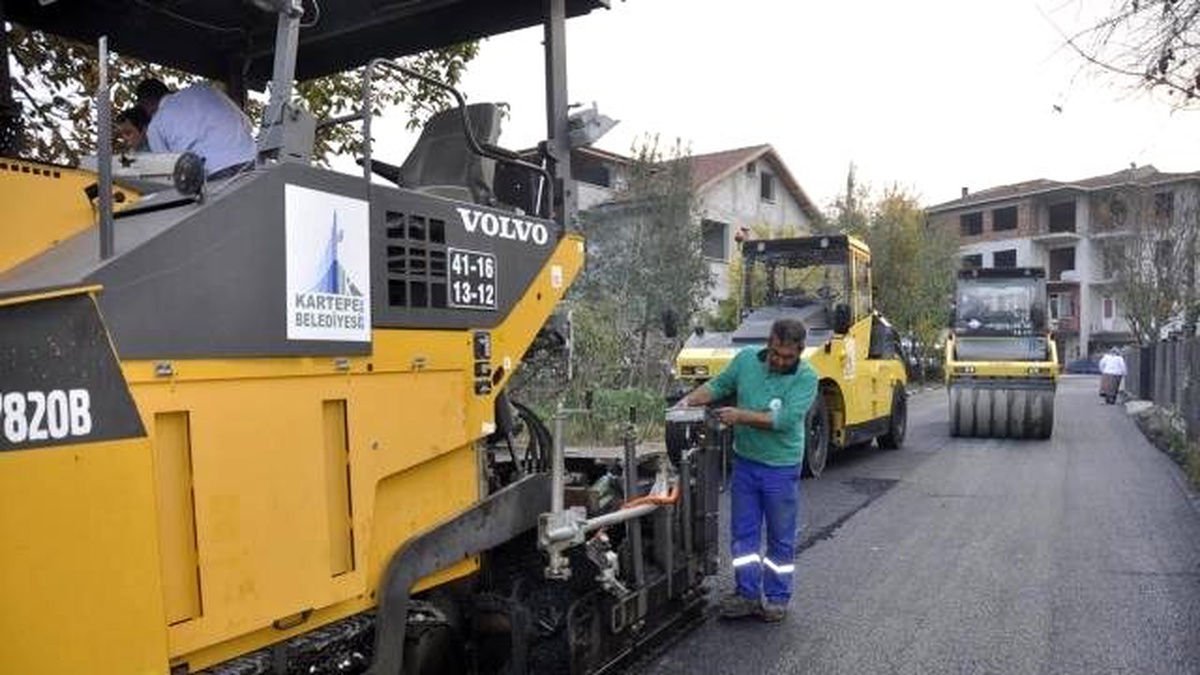 Maşukiye\'nin Yolları Asfaltlanıyor