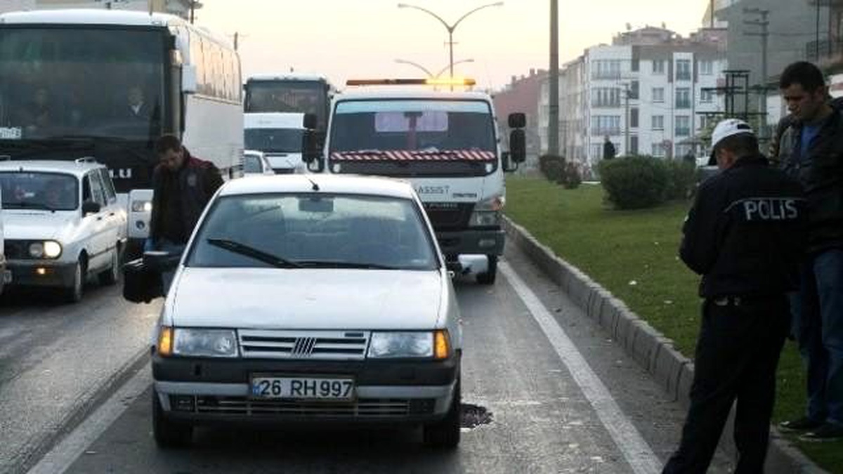 Otomobilin Çarptığı Kadın Hayatını Kaybetti