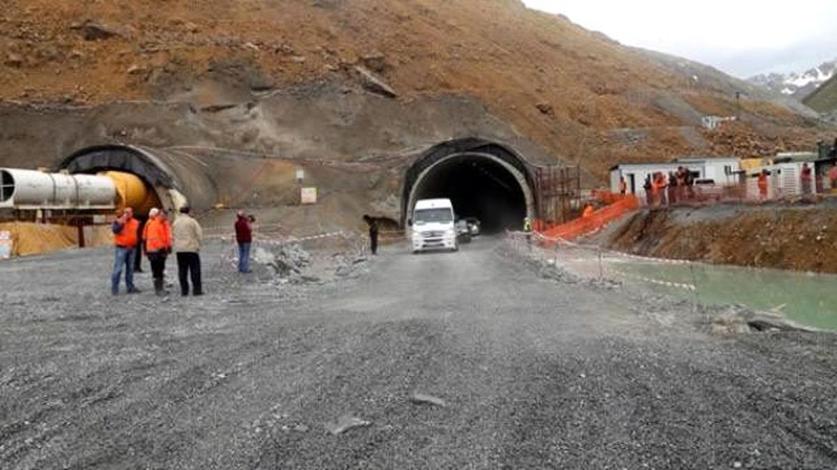 Ovit Tüneli\'ndeki Eksiklikler, İnşaatı Durdurdu