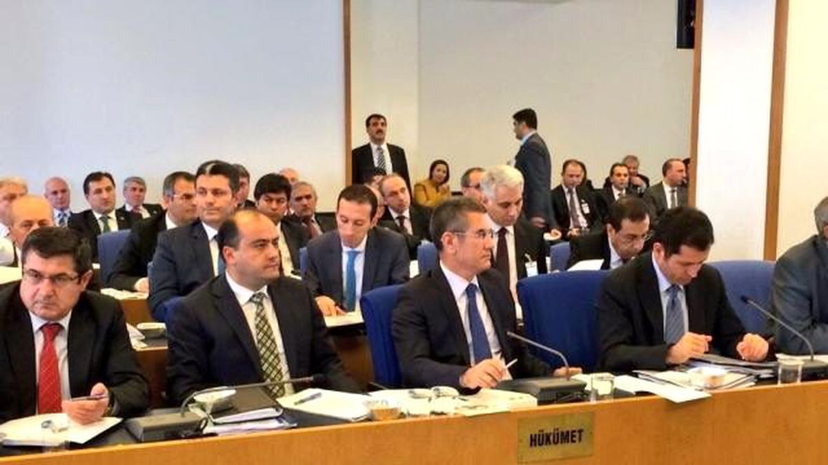 Savunma Bakanı: Bedelli Askerlik İçin Son Kararı Davutoğlu Verecek