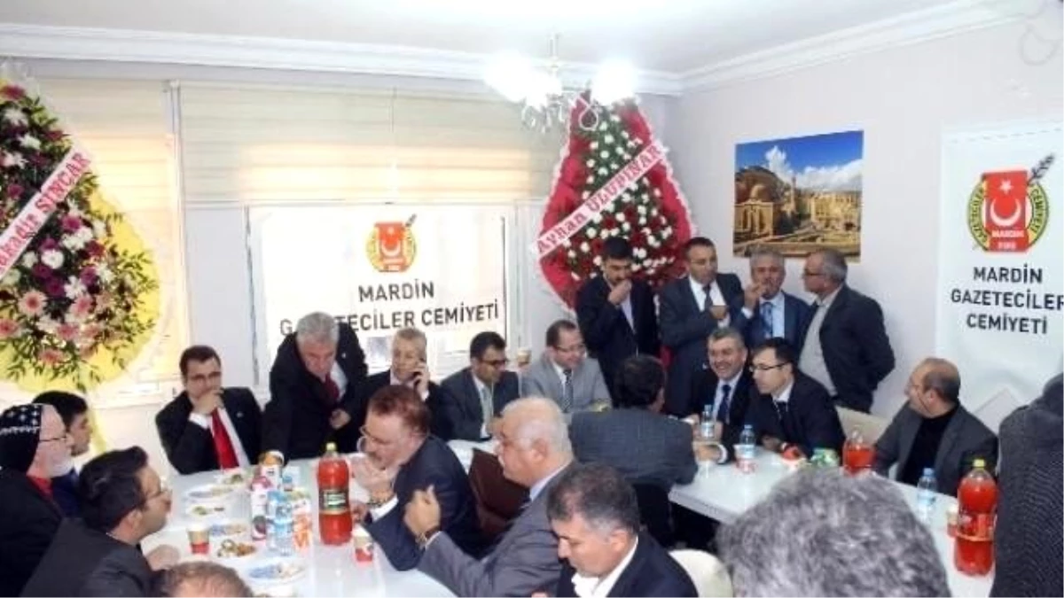 Vali Taşkesen Mardin Gazeteciler Cemiyeti Hizmet Binası Açılışına Katıldı