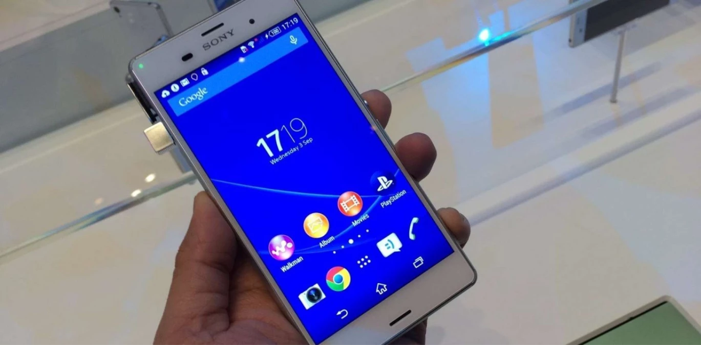 Xperia Z4\'e Bomba Yetenek!