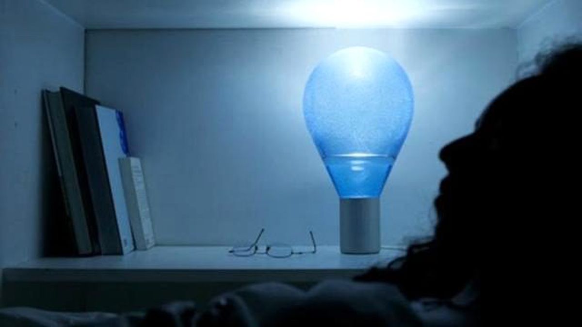 Atmos Led Ampul, Etrafa Suyla Işık Yayıyor