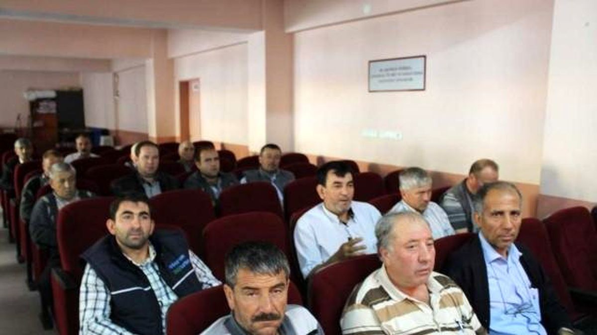 Çanakkale\'de Okul Servisi Hosteslerine Seminer