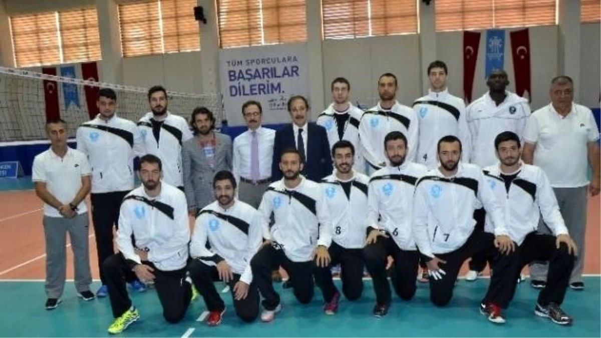 Başkan Bulutlar, Sporseverleri Maça Davet Etti