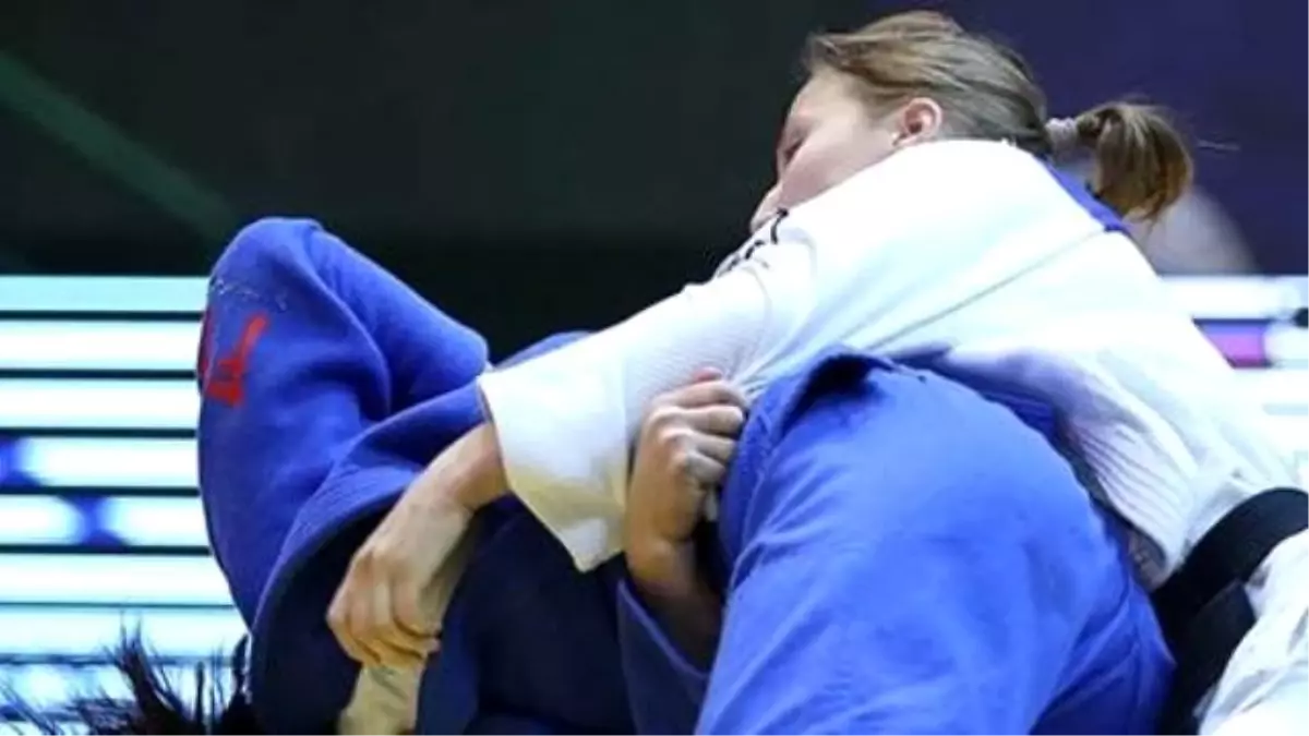 Büyük Bayanlar Judo Olimpik Milli Takımı\'nın Hazırlık Kampı