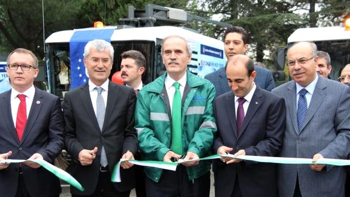 Büyükşehir\'in Hizmet Filosu Yeni Araçlarla Güçlendi