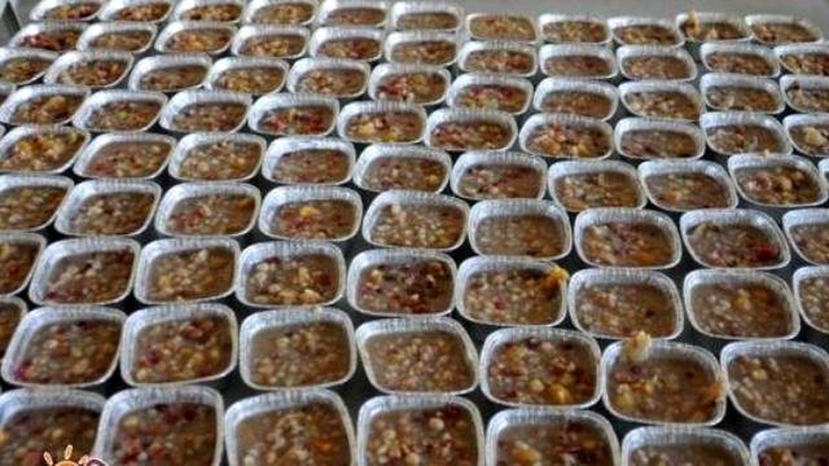 Cansuyu Yardımlaşma ve Dayanışma Derneği Aşure Dağıttı