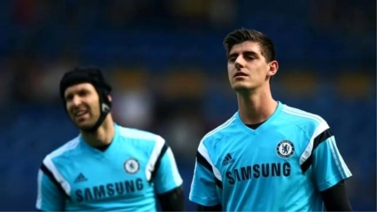 Courtois: Cech Başka Takıma Gitsin