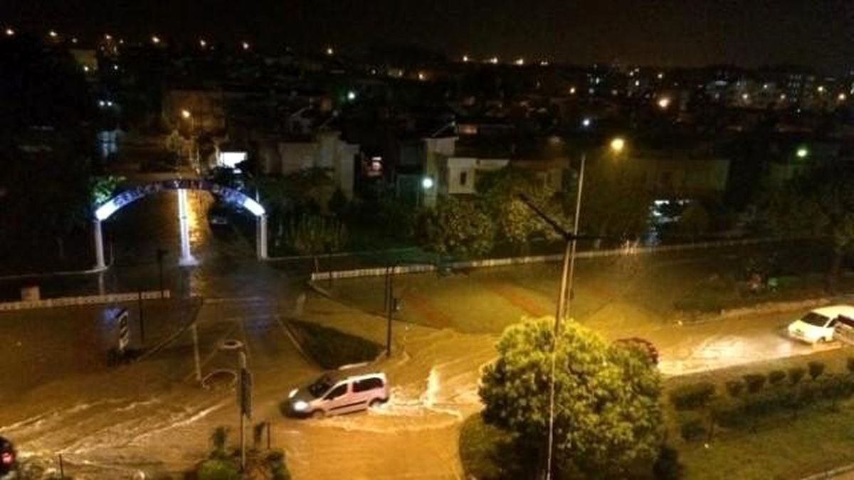 Didim\'de Şiddetli Yağış Göçüğe Neden Oldu