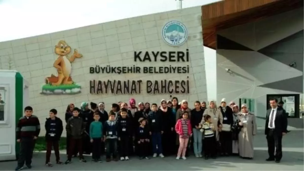 Hamiyet Çocukları Kayseri Gezisinde Doyasıya Eğlendi