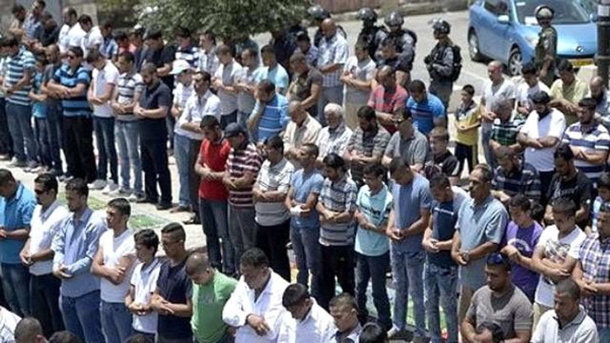 İsrail, Mescid-i Aksa\'ya Girişteki Yaş Sınırını Kaldırdı