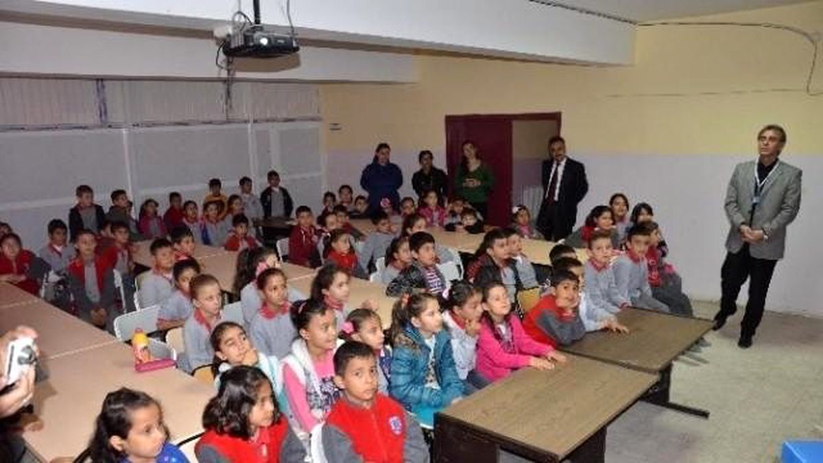 Kırıkkale\'de Öğrenciler Atık Ambalajlar Konusunda Bilgilendirildi