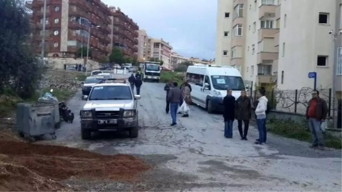 Kuşadası'nda Konutlarda Tahliye İşlemi Devam Ediyor