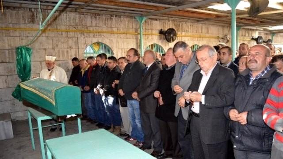 Şehit Gürdamar\'ın Kardeşi Toprağa Verildi