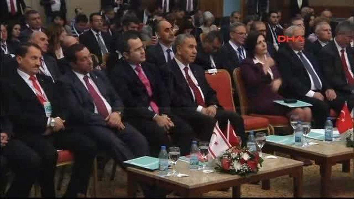 2tbmm Başkanı Çiçek, KKTC\'de Iv. Türk Dili Konuşan Ülkeler ve Topluluklar Medya Forumu\'na Katıldı