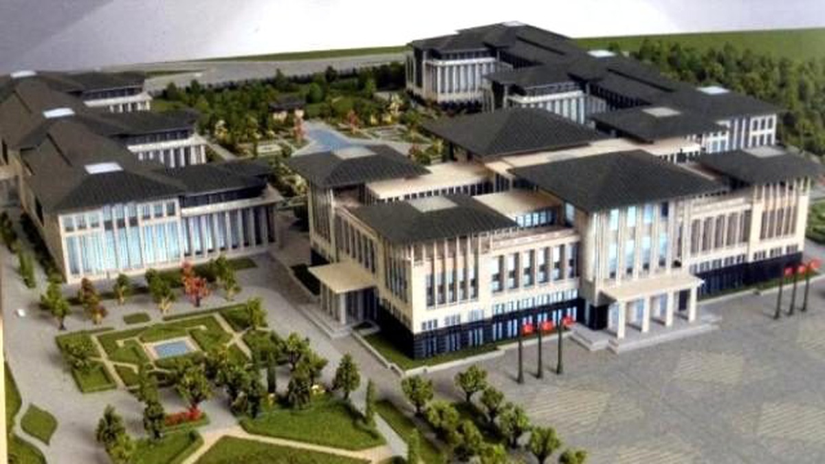 Ak Saray\'ın Maketine İzin Çıkmadı