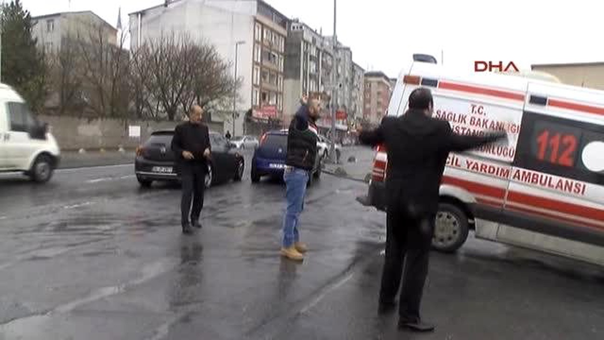 Alaattin Çakıcı\'ya Yolda Meşaleli Karşılama