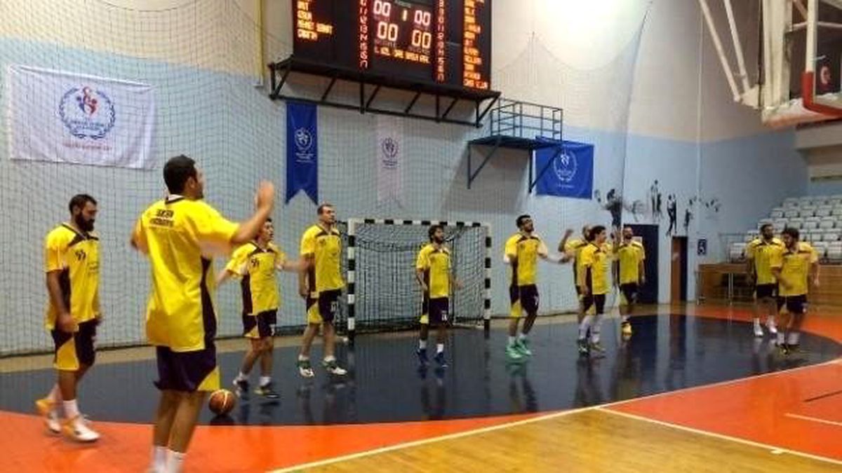 Anakent Spor Basketbol Takımı Rakip Tanımıyor