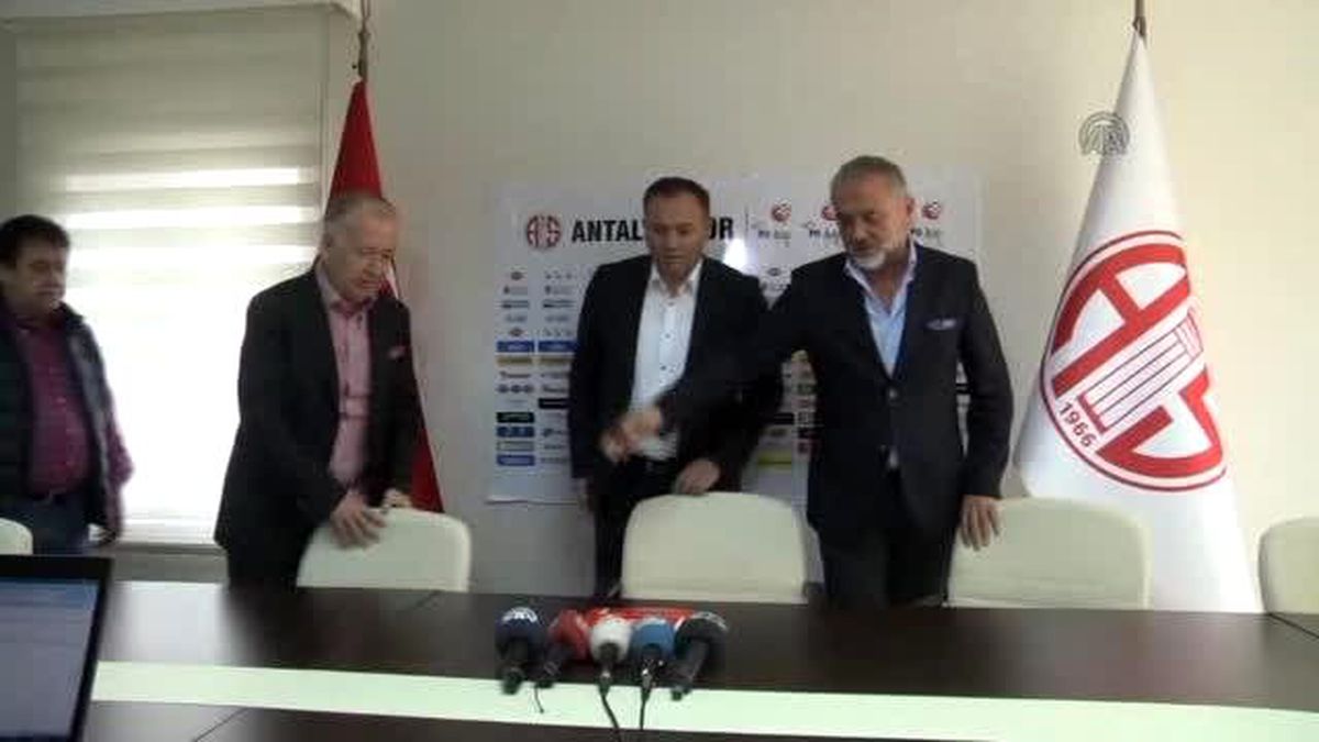 Antalyaspor'da Hami Mandıralı Dönemi Başladı