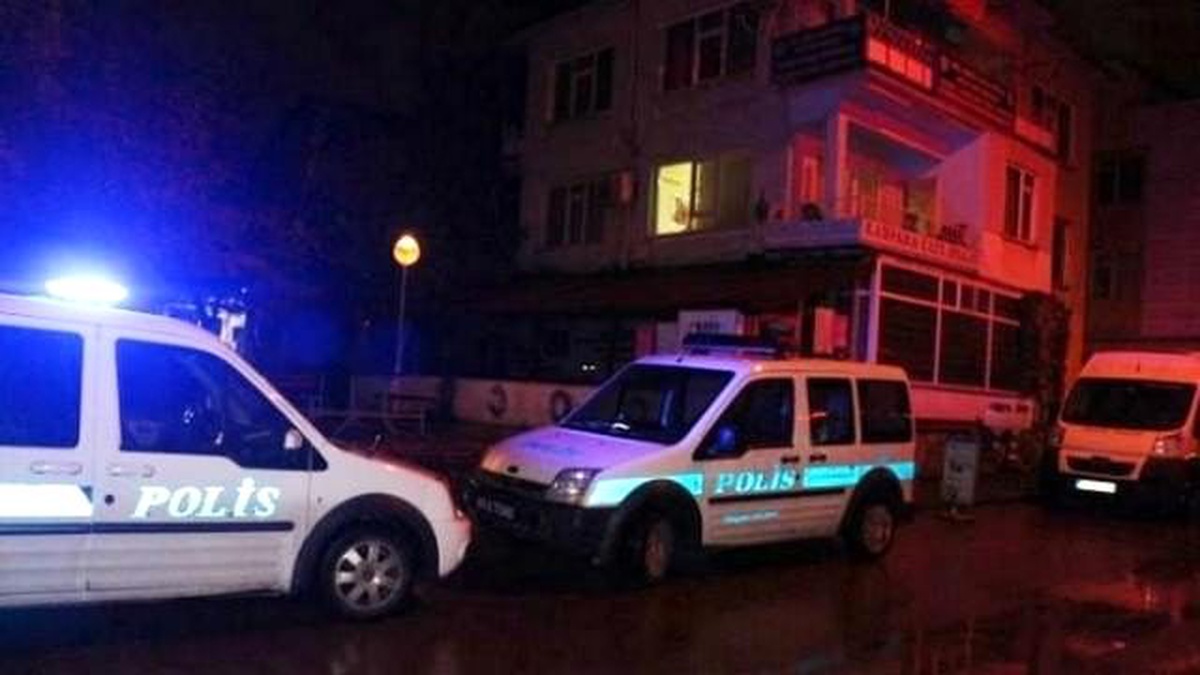 Arkadaşının Silahından Çıkan Kurşunla Öldü