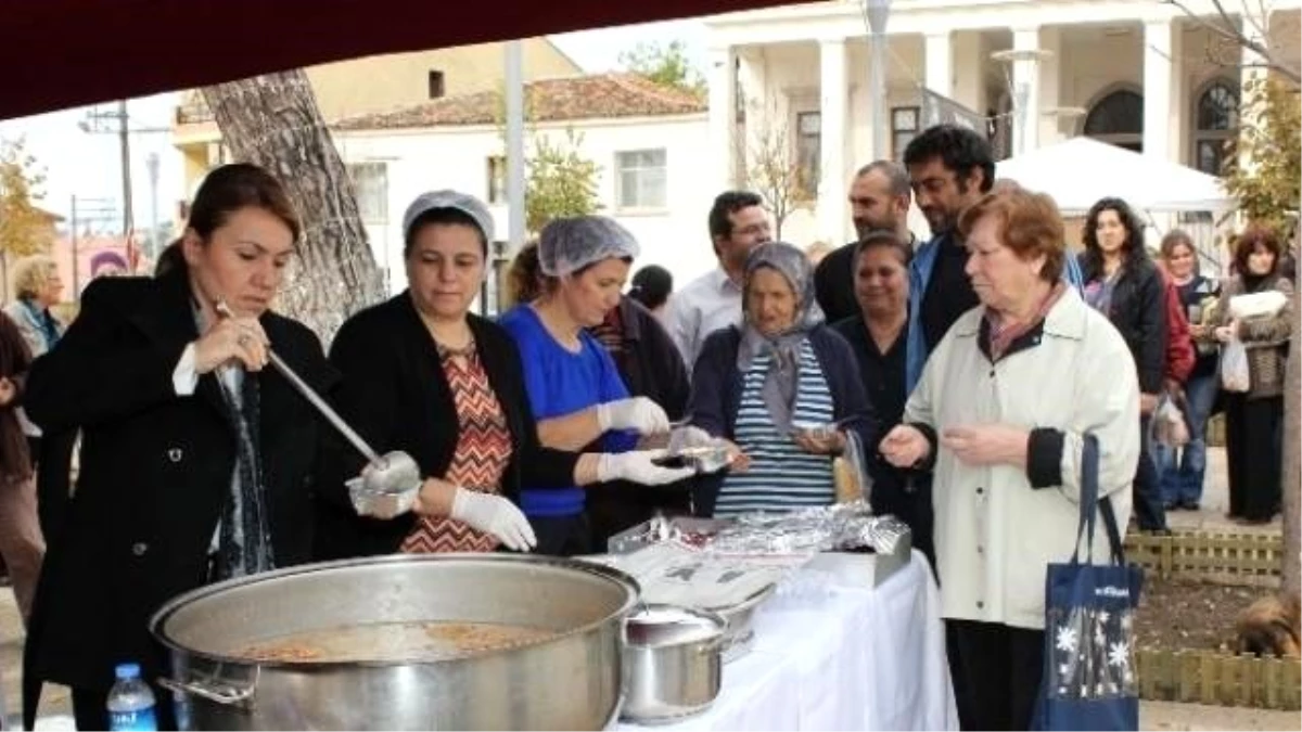 Aşure Gününde Birlik ve Beraberlik Mesajı